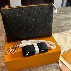 Louis Vuitton coussin pm